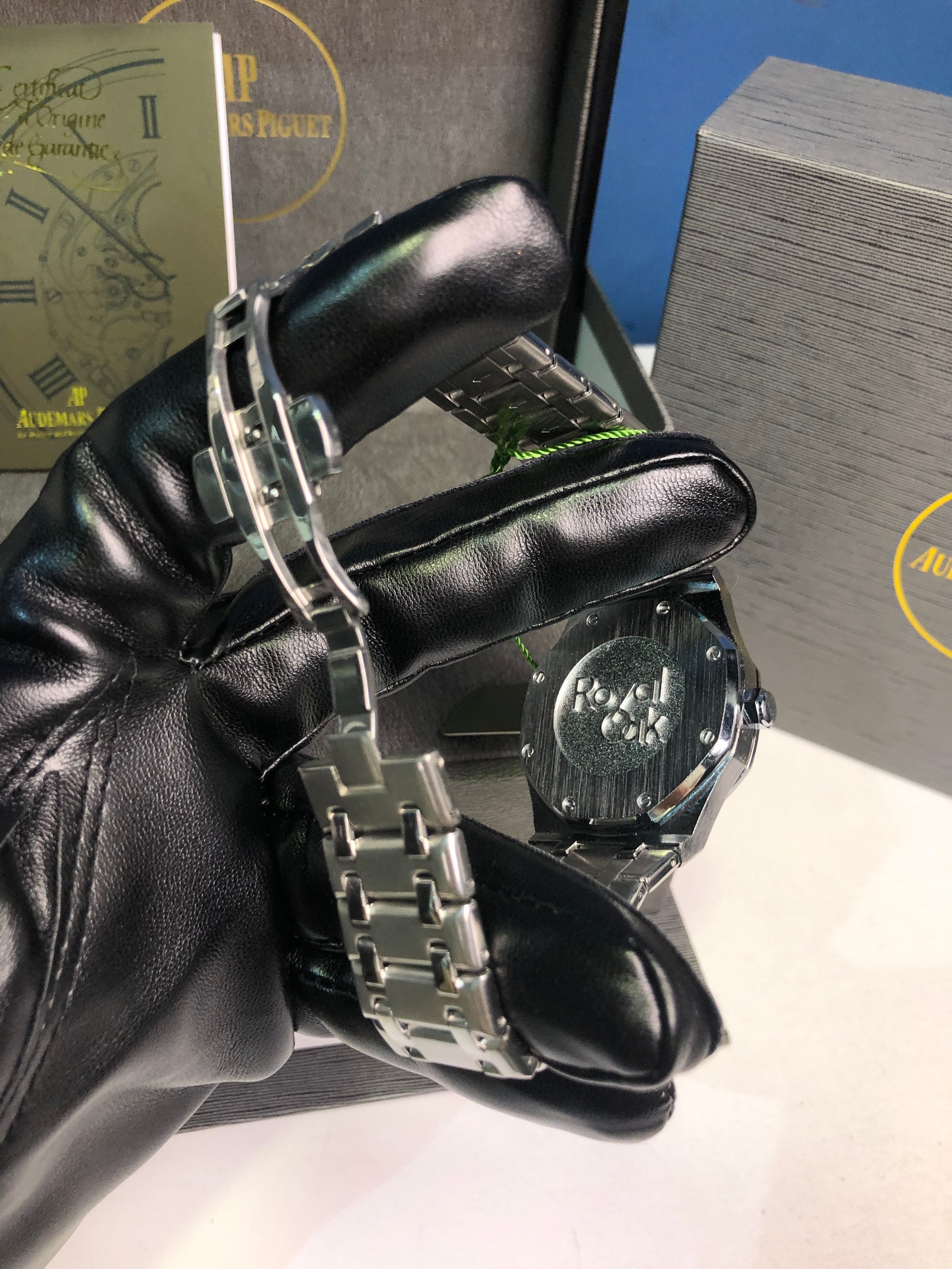 Montre AP Master Quality